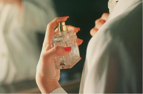 香水消泡劑應用圖 香水消泡劑應用圖